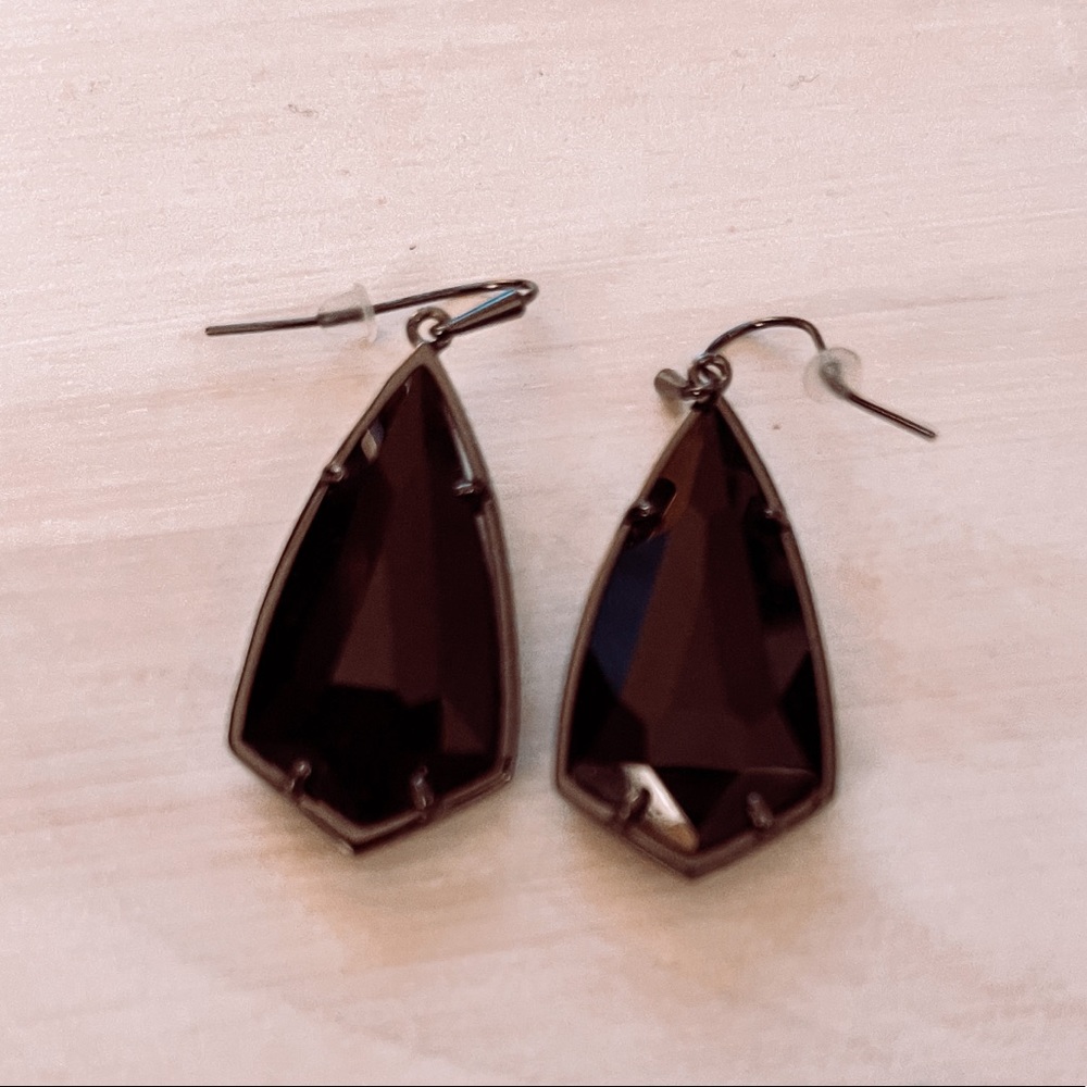 Carla drop earrings